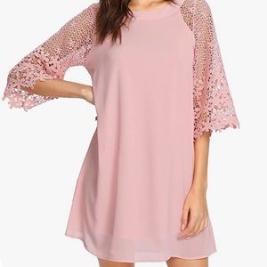NWOT pink flowy dress w/ lace sleeves